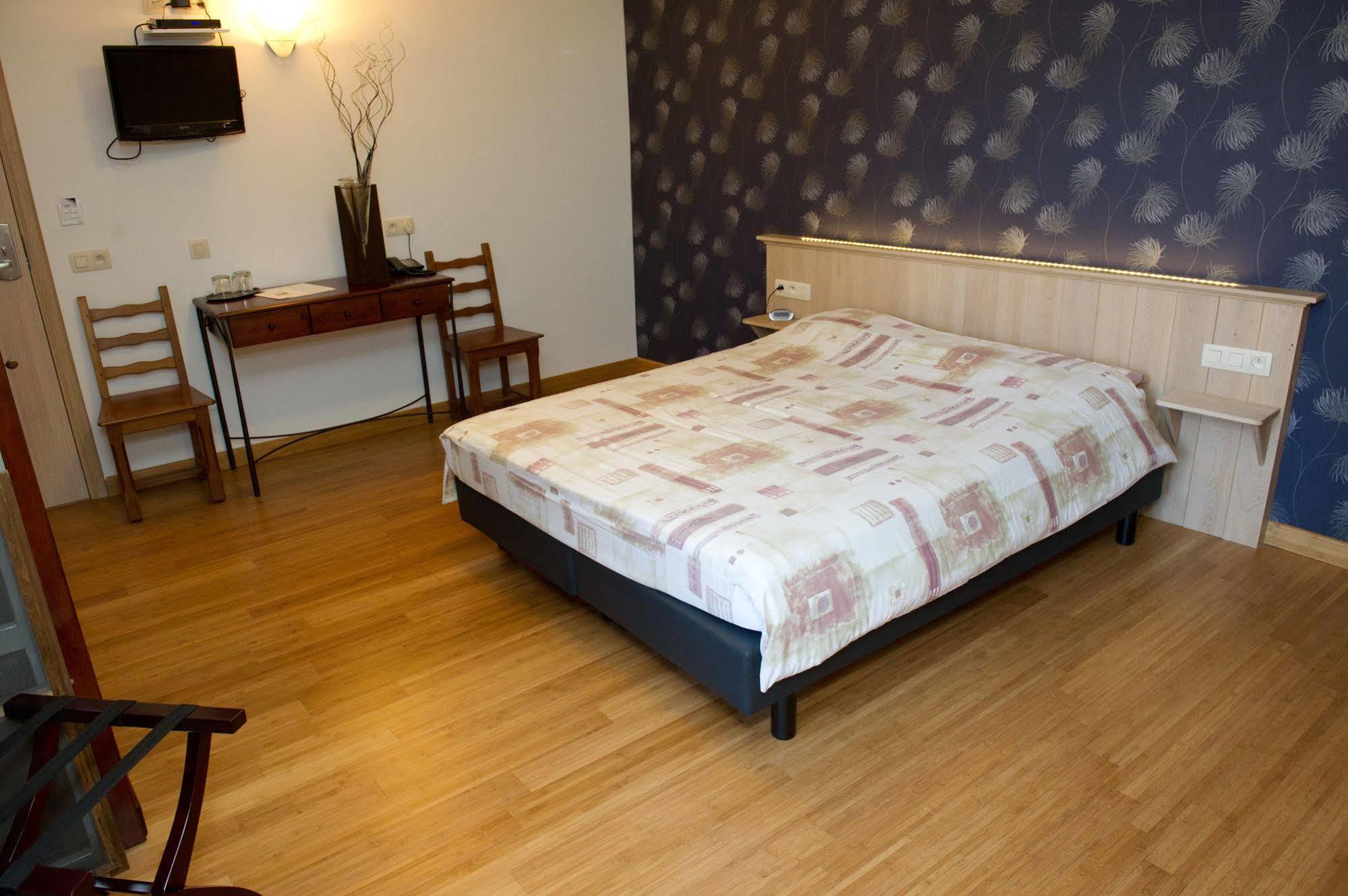 Auberge Saint-Martin Orchimont Eksteriør billede
