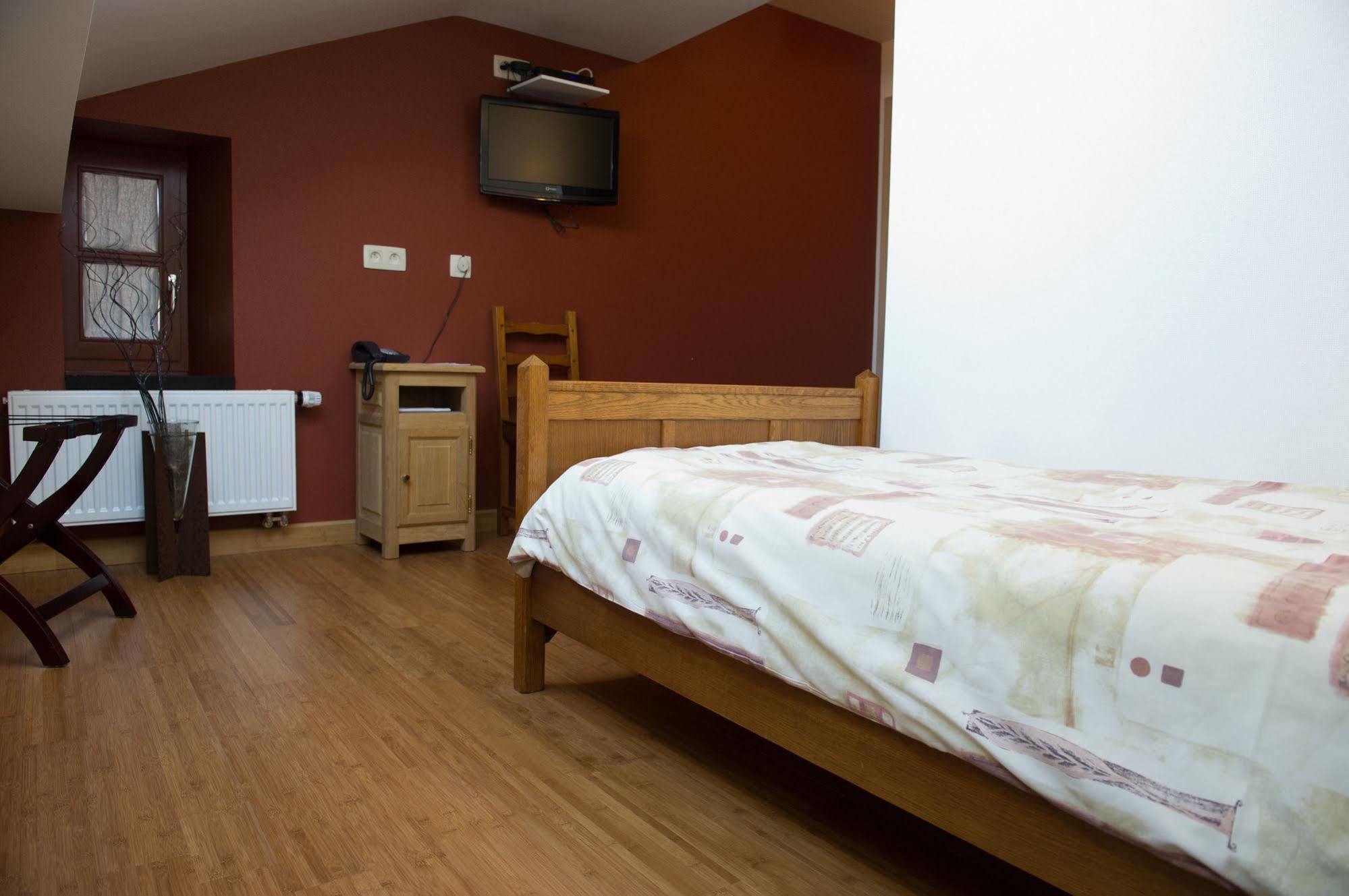 Auberge Saint-Martin Orchimont Eksteriør billede